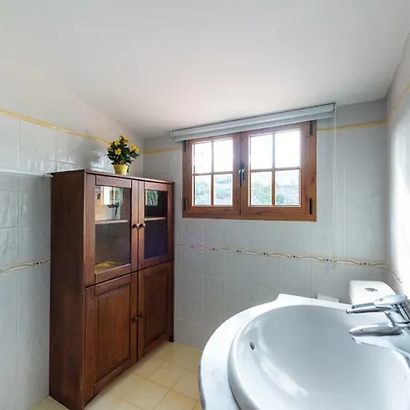 Luxury Home Pool - Tennis Court - Parking Villa